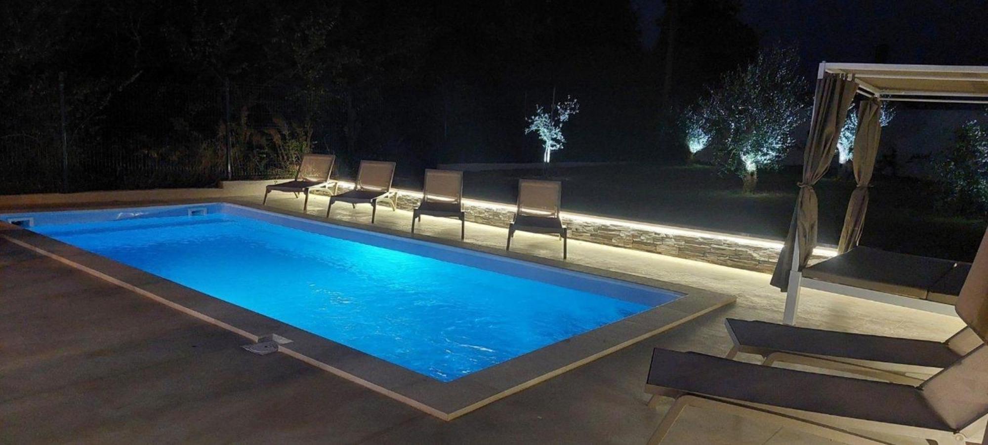 Vikendica Hacienda Matea Mit Whirlpool, Pool Und Grill